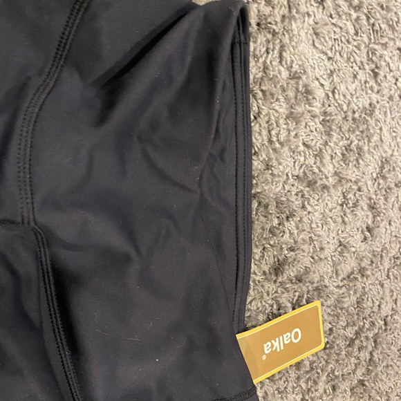 Black leggings from Amazon - Picture 3 of 4